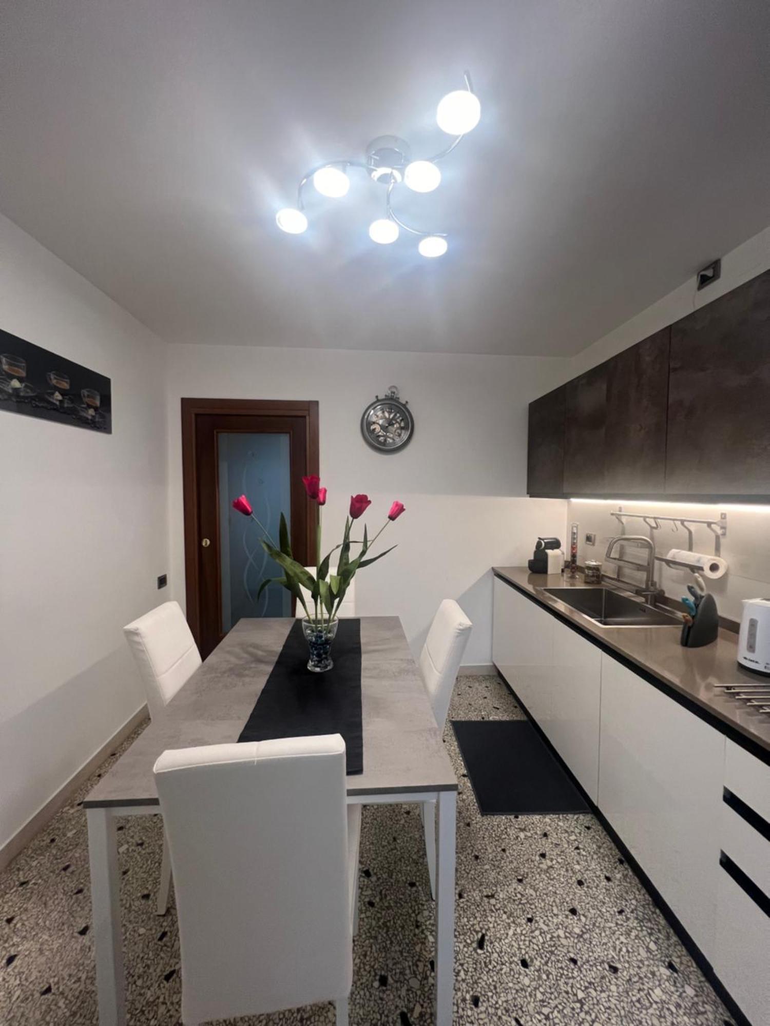 Ca' Delfina Holiday Home Venezia Eksteriør bilde