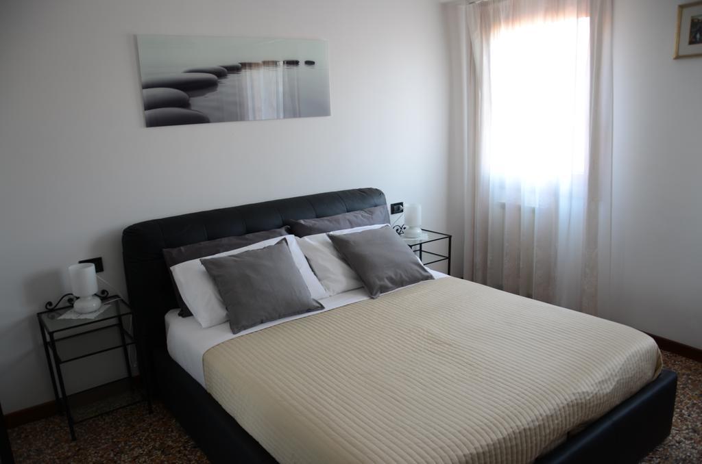 Ca' Delfina Holiday Home Venezia Rom bilde