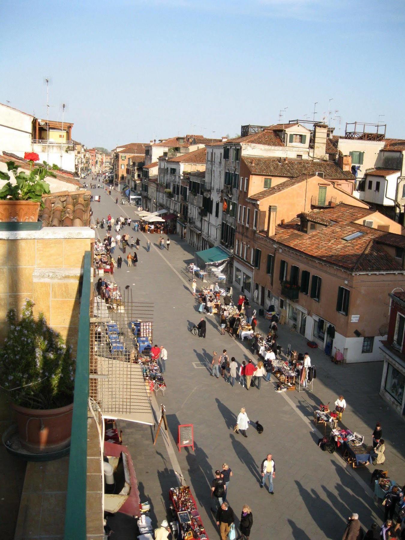 Ca' Delfina Holiday Home Venezia Eksteriør bilde